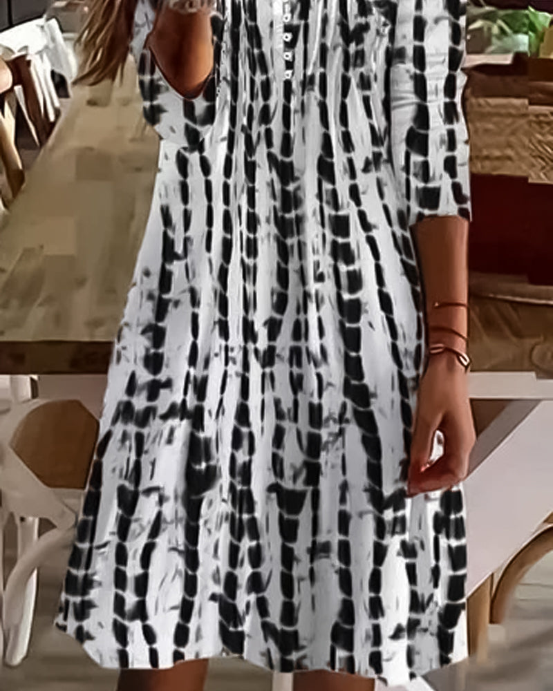 Printed button v-neck dress