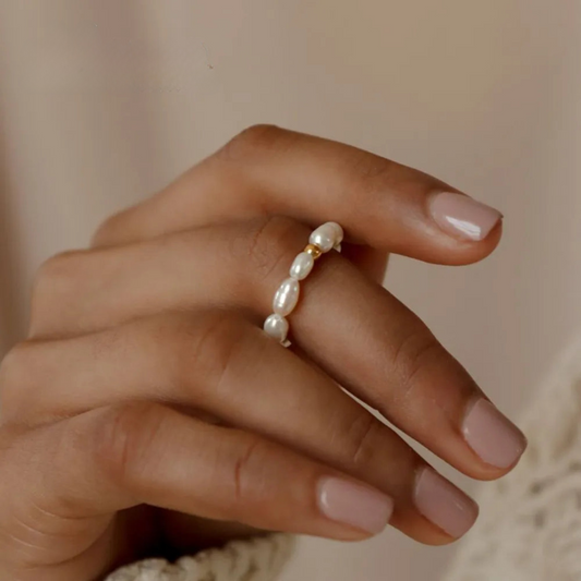 JENEVE PEARL RING