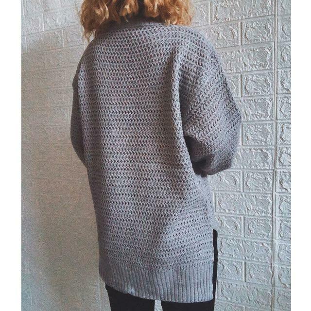 Elegant Solid Knitted Sweater